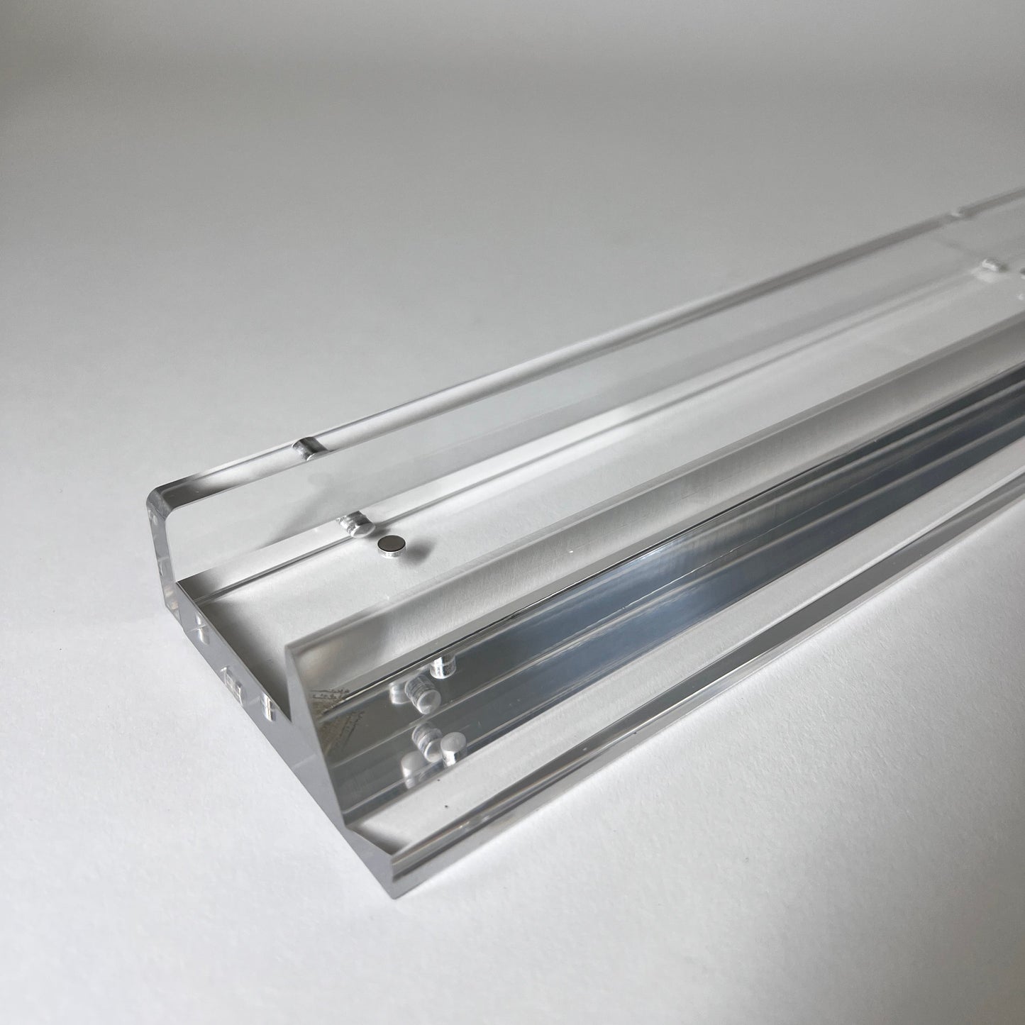 Clear Acrylic MahJong Racks with Magnetic Pushers – Set of 4 (20" long)
