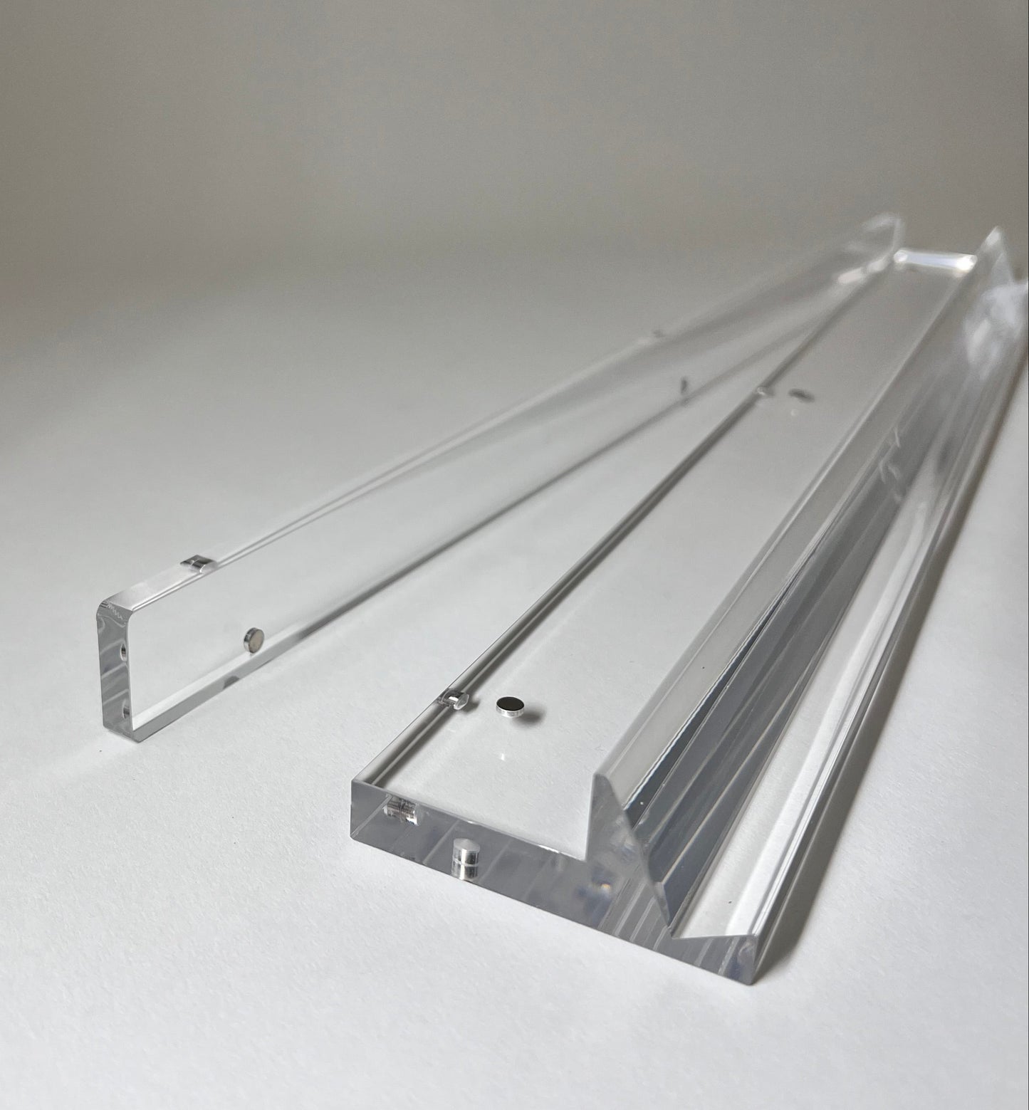 Clear Acrylic MahJong Racks with Magnetic Pushers – Set of 4 (20" long)