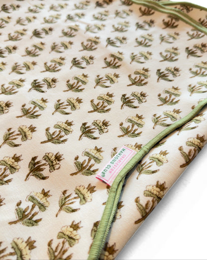 Green Floral Scalloped Tablecloth