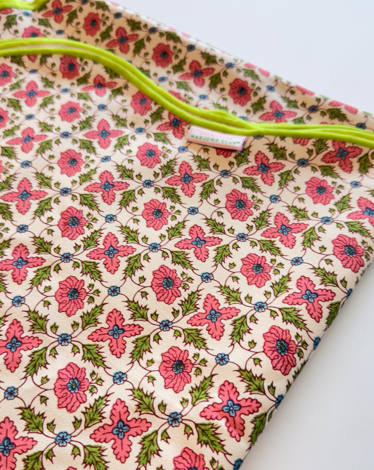 Pink & Green Floral Scalloped Tablecloth - Square