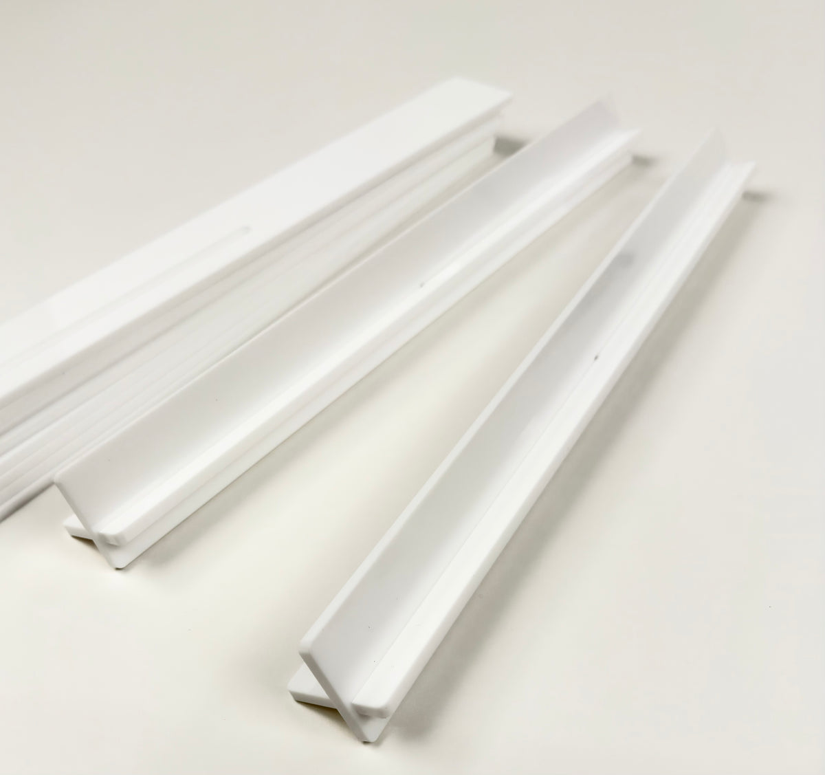 Acrylic Travel Racks & Rack Bag- White