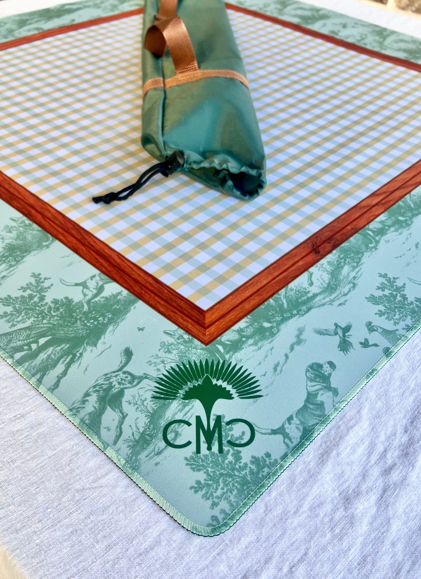 IN STOCK! The Hunt Club Neoprene Mat- Toile w/ Carrying Bag