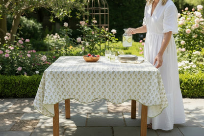 Green Floral Scalloped Tablecloth - Square